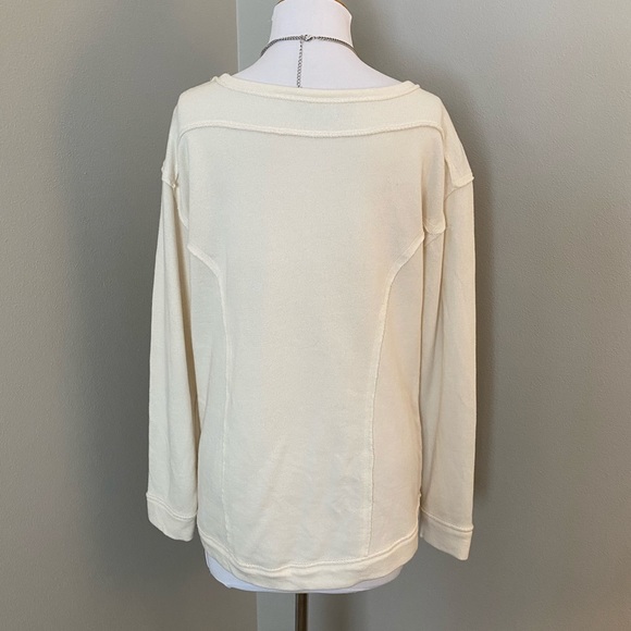 Maurices tribal print wide scoop sweatshirt L/XL - Picture 8 of 8